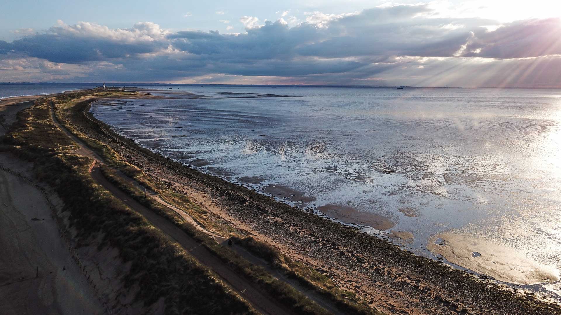 Coastsnap Hull Spotteron Spurn luke thornton 2L oTA phA unsplash hires HD cover